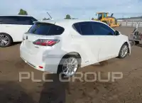 2013 Lexus CT200 photo