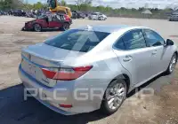 2013 Lexus ES300 photo