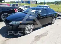 2013 Lexus ES300 photo