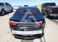 2013 Lexus ES300 photo