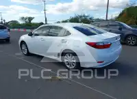2013 Lexus ES300 photo