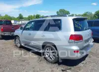 2013 Lexus LX570 photo