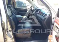 2013 Lexus LX570 photo