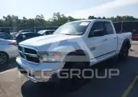 2013 RAM 1500 photo