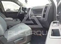 2013 RAM 1500 photo
