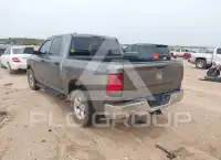 2013 RAM 1500 photo