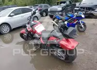 2013 Yamaha XVS1100 фото