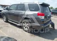 2013 Toyota 4 RUNNER photo
