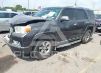 2013 Toyota 4 RUNNER photo