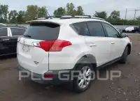 2013 Toyota RAV4 photo