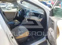 2013 Toyota RAV4 photo