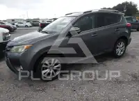 2013 Toyota RAV4 photo