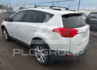 2013 Toyota RAV4 photo