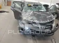 2013 Toyota RAV4 photo