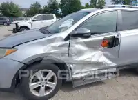 2013 Toyota RAV4 photo