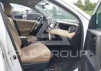 2013 Toyota RAV4 photo