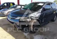 2013 Toyota RAV4 photo