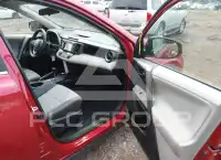 2013 Toyota RAV4 photo
