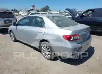 2013 Toyota COROLLA photo