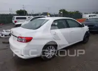 2013 Toyota COROLLA фото