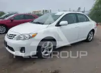 2013 Toyota COROLLA фото