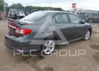 2013 Toyota COROLLA фото