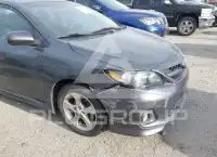 2013 Toyota COROLLA фото