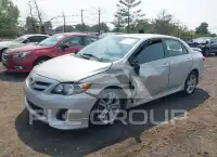 2013 Toyota COROLLA фото