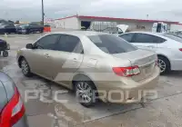 2013 Toyota COROLLA фото