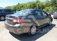 2013 Toyota COROLLA фото