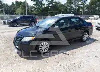 2013 Toyota COROLLA фото