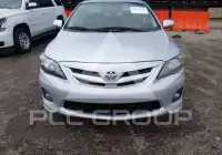 2013 Toyota COROLLA фото