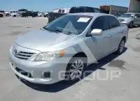 2013 Toyota COROLLA photo