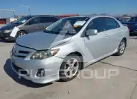 2013 Toyota COROLLA фото
