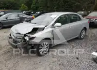 2013 Toyota COROLLA фото