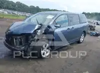 2013 Toyota SIENNA фото