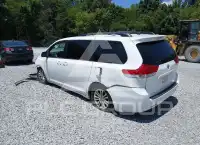 2013 Toyota SIENNA фото