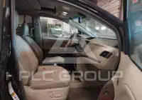 2013 Toyota SIENNA photo