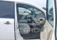 2013 Toyota SIENNA фото