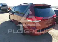 2013 Toyota SIENNA фото