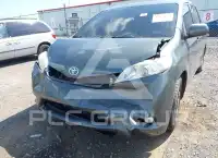 2013 Toyota SIENNA фото