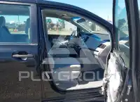 2013 Toyota SIENNA photo