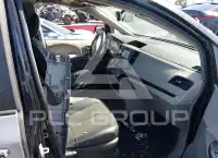2013 Toyota SIENNA фото