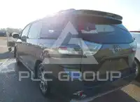 2013 Toyota SIENNA photo