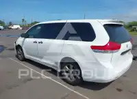 2013 Toyota SIENNA фото