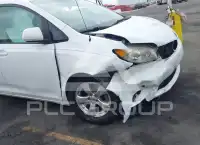 2013 Toyota SIENNA фото