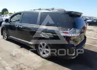 2013 Toyota SIENNA фото