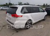2013 Toyota SIENNA фото