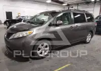 2013 Toyota SIENNA фото