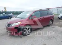 2013 Toyota SIENNA фото